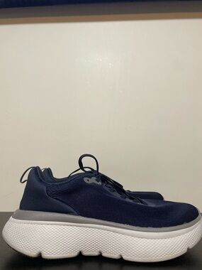 REVITALIGN Gaia Support Walking Sneaker | Womens Sz 8.5D (wide width)